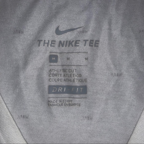 NIKE T-Shirt - Picture 3 of 4